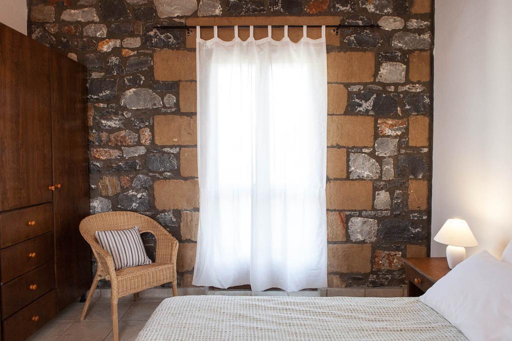 Villa Io à Stoúpa Extérieur photo
