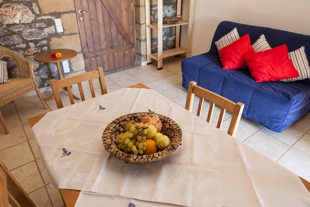 Villa Io à Stoúpa Extérieur photo