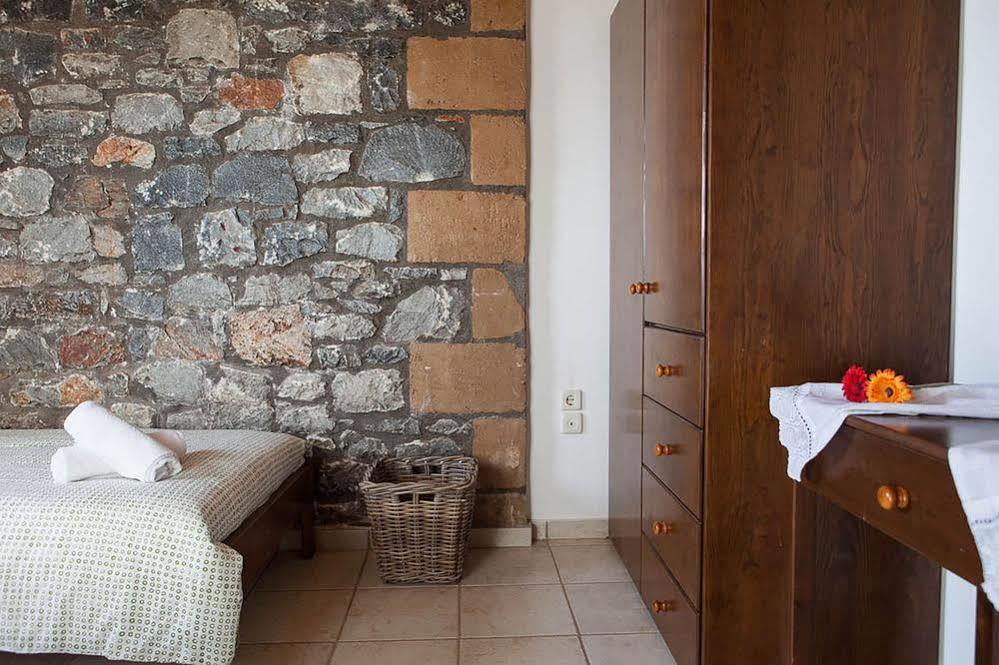 Villa Io à Stoúpa Extérieur photo